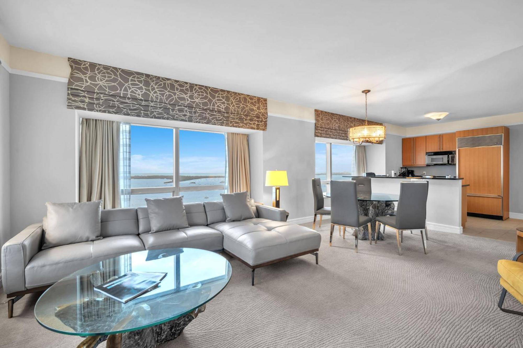 2 Bedroom Or King Studio Suites Four Seasons Hotel Miami Free Wi-Fi & Free Parking 외부 사진