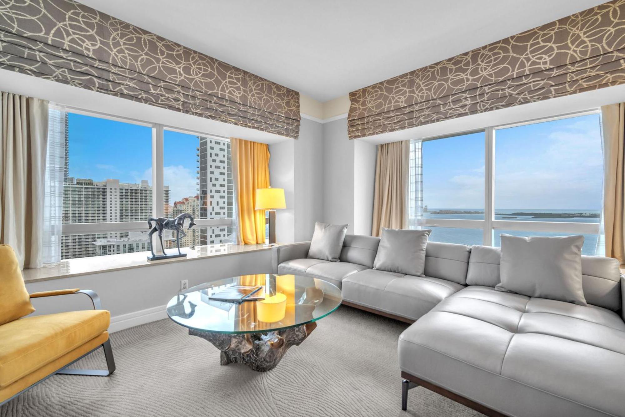 2 Bedroom Or King Studio Suites Four Seasons Hotel Miami Free Wi-Fi & Free Parking 외부 사진
