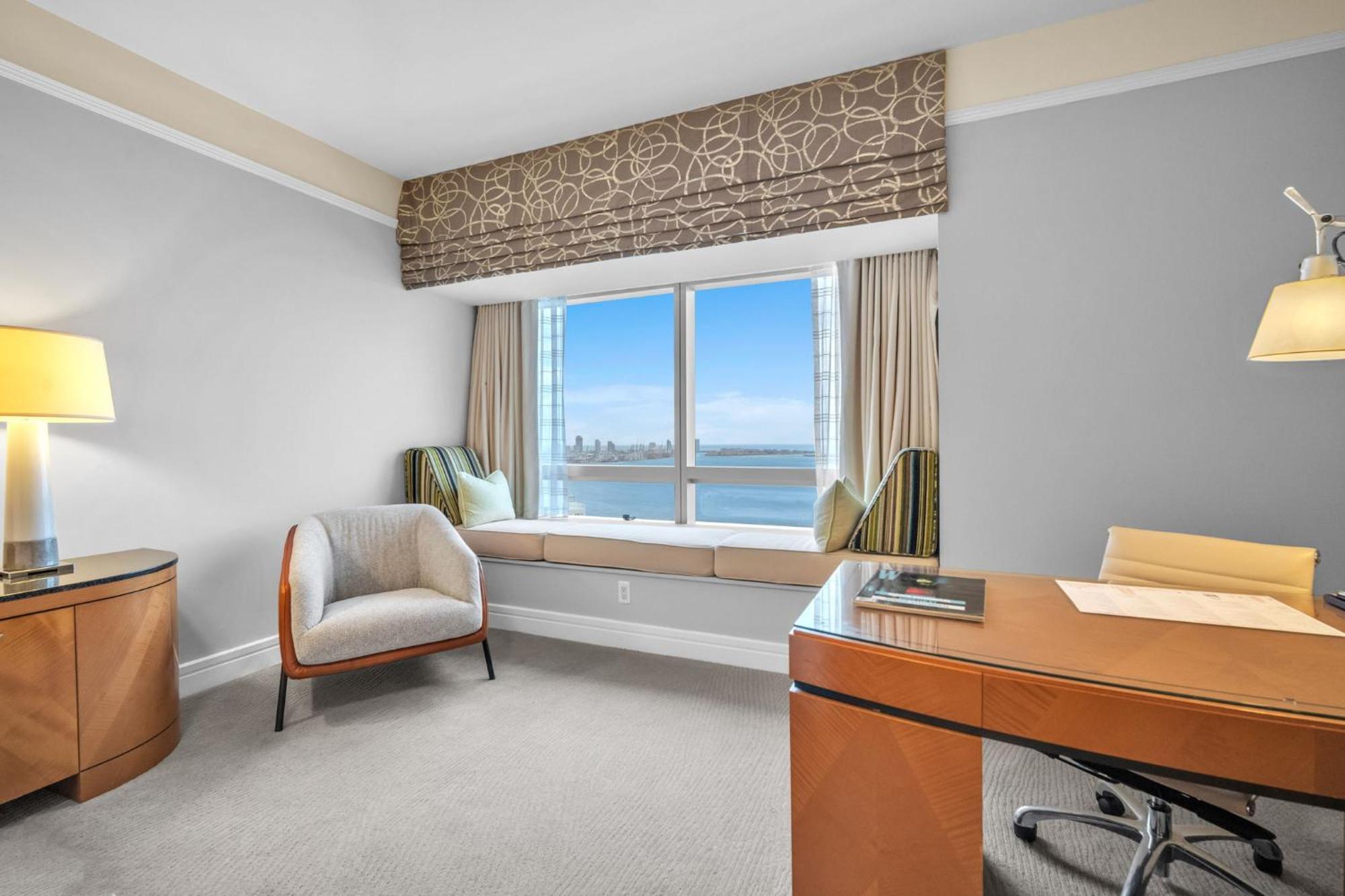 Spacious 2 Bedroom 2 Bath & Studio Suites In The Four Seasons Hotel Miami High Floors 외부 사진