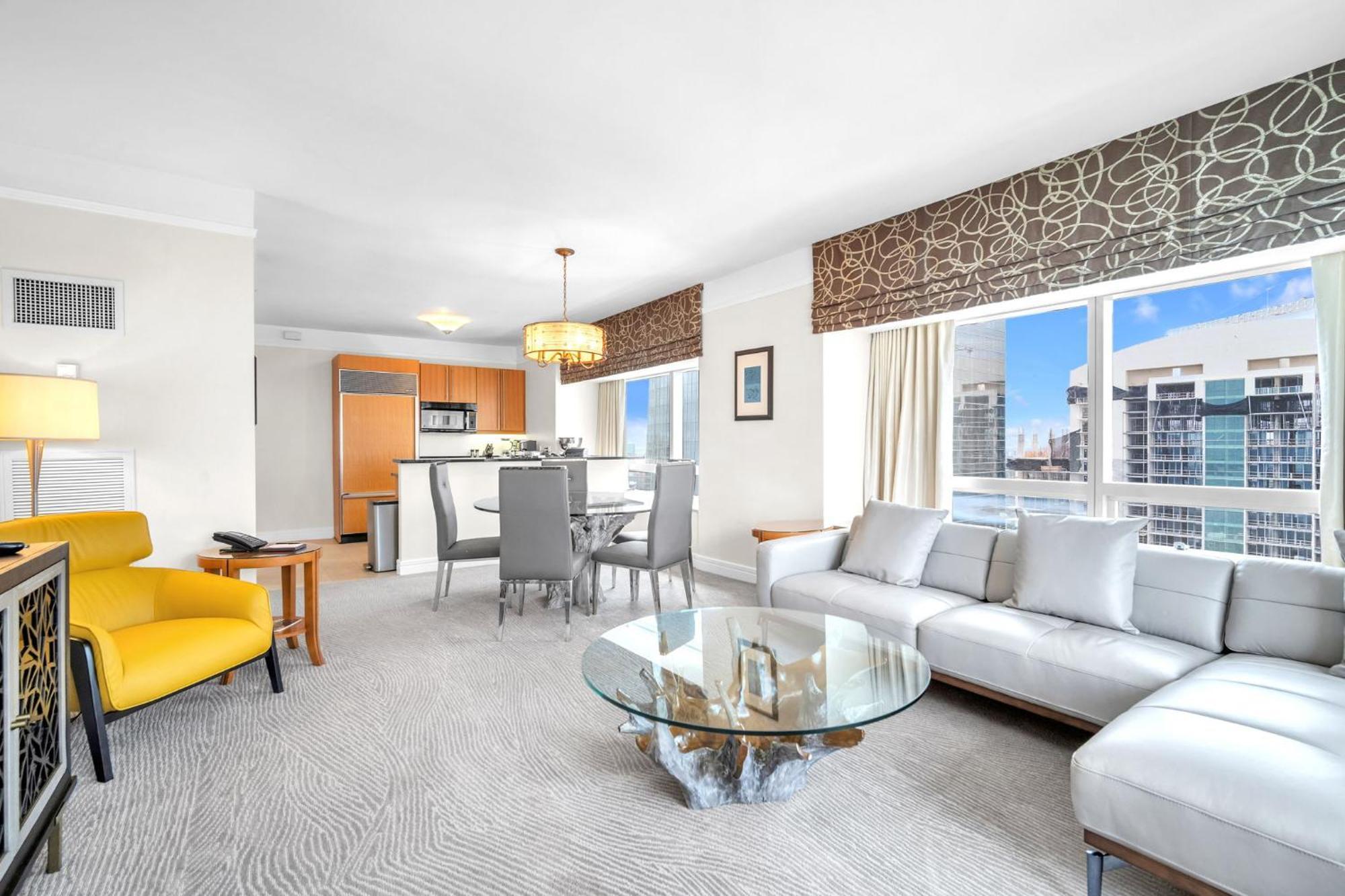 2 Bedroom Or King Studio Suites Four Seasons Hotel Miami Free Wi-Fi & Free Parking 외부 사진