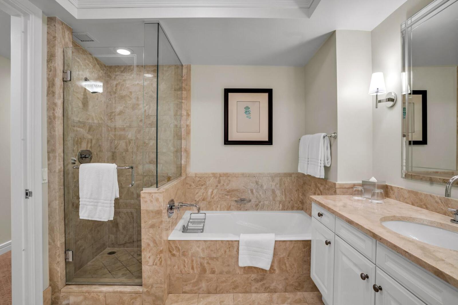 2 Bedroom Or King Studio Suites Four Seasons Hotel Miami Free Wi-Fi & Free Parking 외부 사진