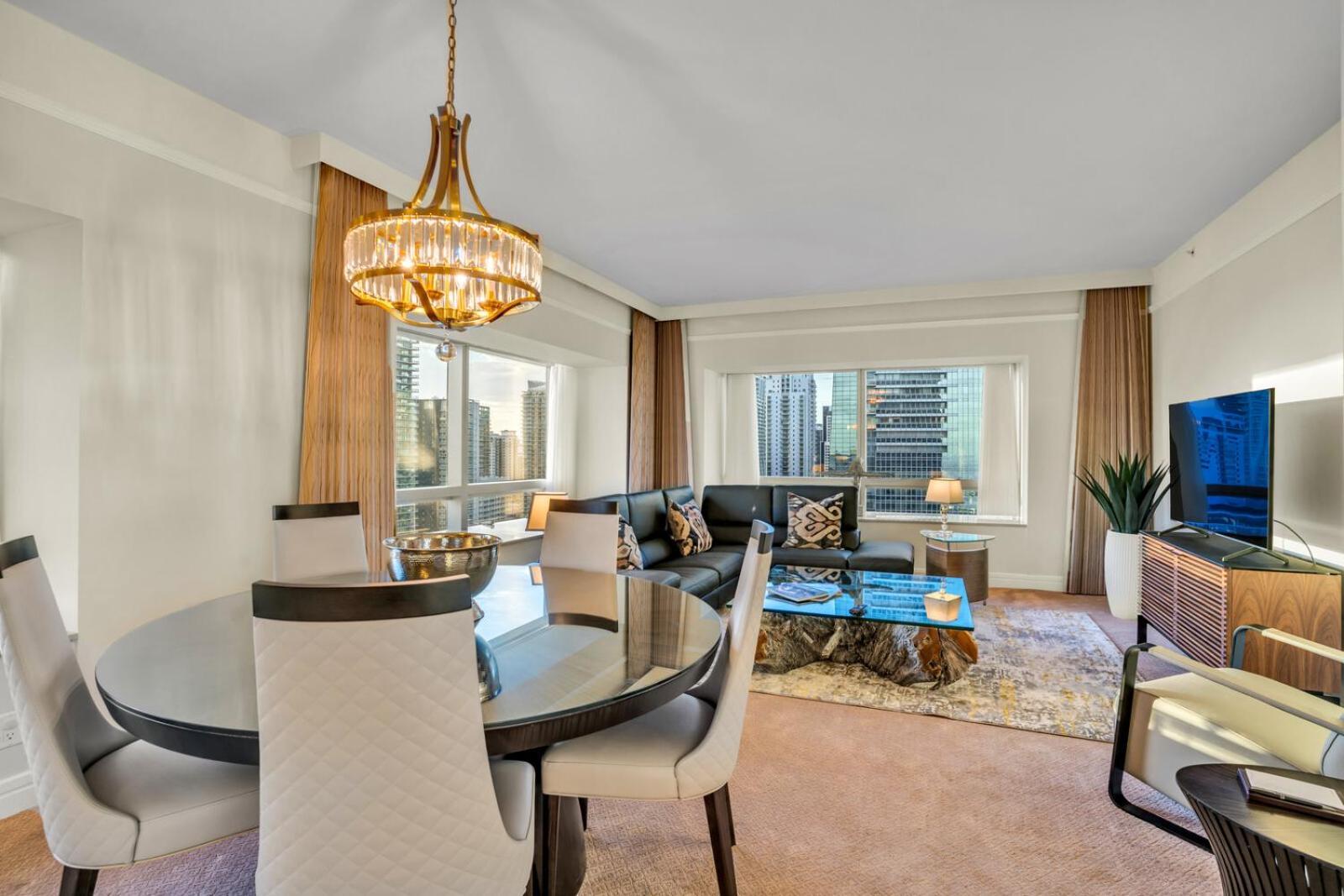 2 Bedroom Or King Studio Suites Four Seasons Hotel Miami Free Wi-Fi & Free Parking 객실 사진